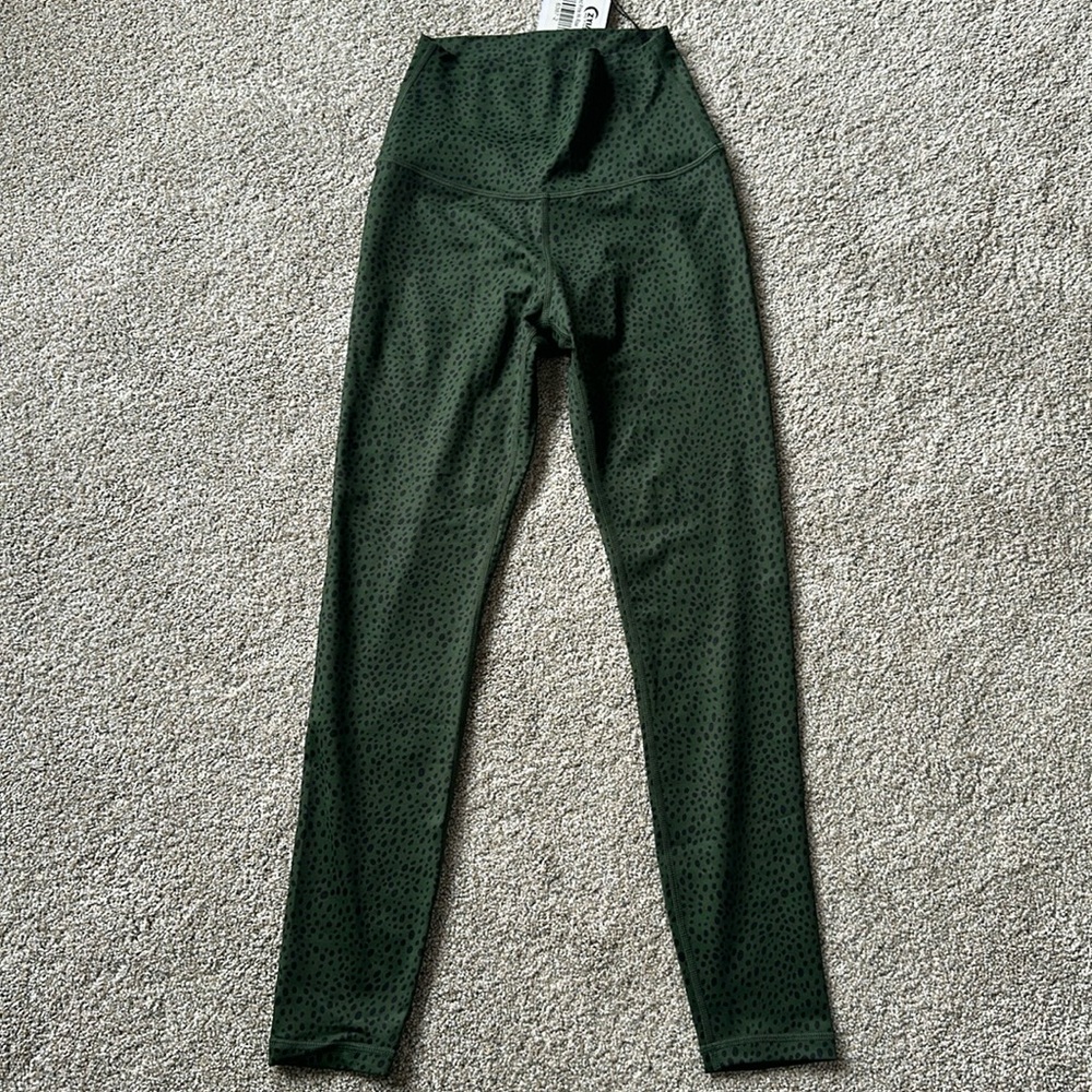Zyia legging NWT Size 2